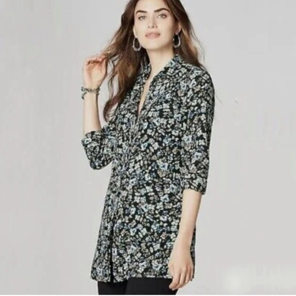 J. Jill Tops - J Jill Ditsy Floral Button-Down Long-Sleeve Feminine Blouse Top Tunic S